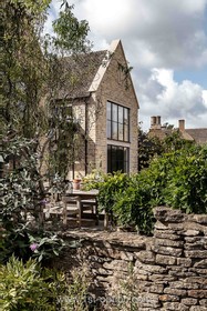 Highfield - Country Home - thumbnail