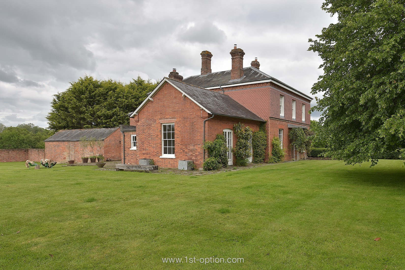 Hungerford House Shoot Location Berkshire 1st Option