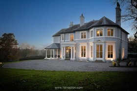 Huntsland - thumbnail