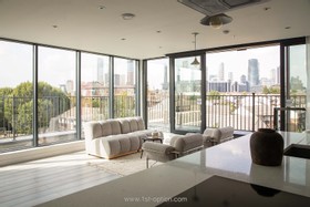Isle Penthouse - thumbnail