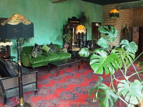 Lace Apartment South - Factory lace apartment warehouse loft conversion antique vintage retro style art deco old photoshoot shoot film set filming studio photography - thumbnail