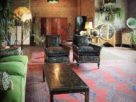 Lace Apartment South - Factory lace apartment warehouse loft conversion antique vintage retro style art deco old photoshoot shoot film set filming studio photography - thumbnail