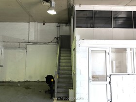 Lexus Warehouse - thumbnail