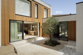 Lightwell - bath - thumbnail