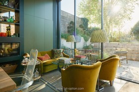 Lovett - Modern home - thumbnail