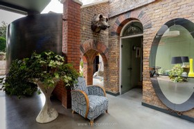 Lovett - Modern home - thumbnail