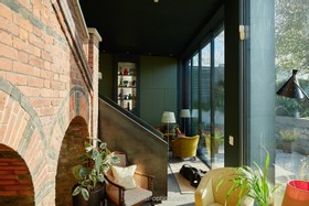 Lovett - Modern home - thumbnail