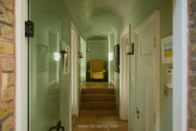 Lovett - Modern home - thumbnail