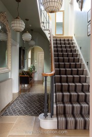 Lovett - Modern home - thumbnail