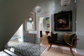 Lovett - Modern home - thumbnail