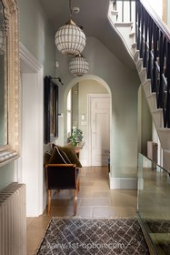 Lovett - Modern home - thumbnail