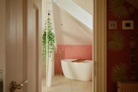 Lovett - Modern home - thumbnail