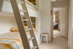 Maison - thumbnail