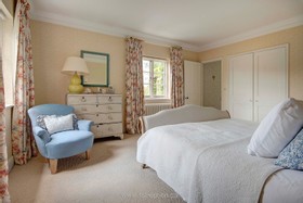 Maison - thumbnail