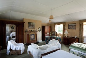 The Manor - manor house - thumbnail