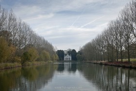 The Manor - manor house - thumbnail