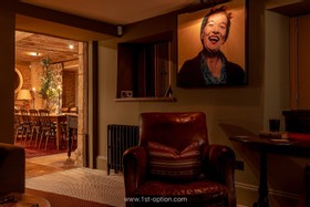 Morton - country house - thumbnail