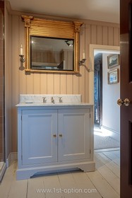Morton - country house - thumbnail