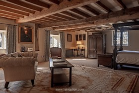 Morton - country house - thumbnail