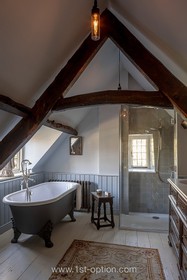 Morton - country house - thumbnail