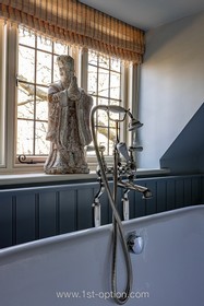 Morton - country house - thumbnail