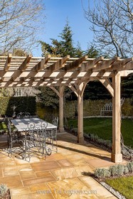 Morton - country house - thumbnail