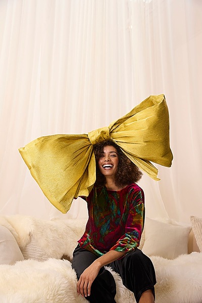 Odyssey - Studio - tearsheet for Sahara London