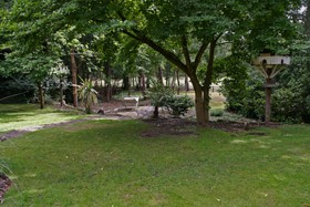 Pinewood House - thumbnail