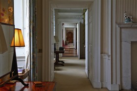 Raynham Hall - thumbnail