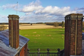 Raynham Hall - thumbnail