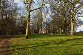 Raynham Hall - thumbnail