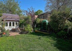 Richmond Road - quirky - thumbnail
