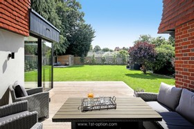Rockett - Surrey - thumbnail