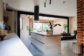 Roma - contemporary modern location house shoot property london luxury midcentury renovation refurbished design concrete wood north london photography studio  - thumbnail