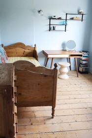 Roma - contemporary modern location house shoot property london luxury midcentury renovation refurbished design concrete wood north london photography studio  - thumbnail