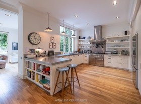 Saltburn - Hampstead location house - thumbnail