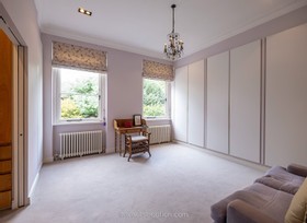 Saltburn - Hampstead location house - thumbnail