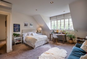 Saltburn - Hampstead location house - thumbnail
