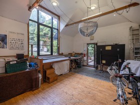 Saltburn - Hampstead location house - thumbnail