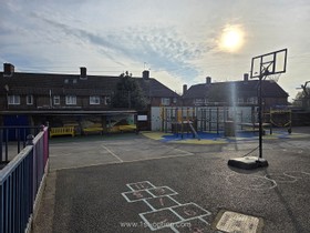 The School - thumbnail