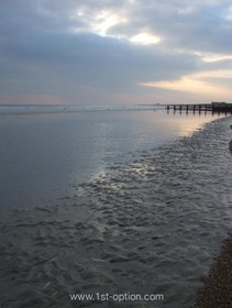 Shoreham Beach - balcony - thumbnail