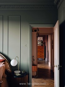 The South Wing - thumbnail