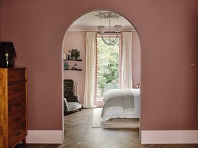 The South Wing - thumbnail
