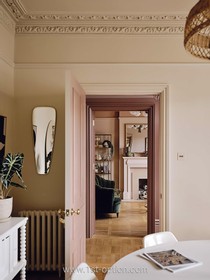 The South Wing - thumbnail