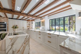 Stanmore Manor - thumbnail