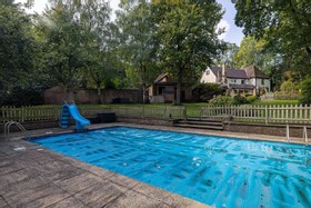 Stanmore Manor - thumbnail