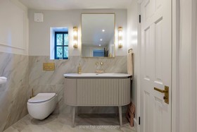 Stanmore Manor - thumbnail