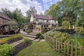 Stanmore Manor - thumbnail