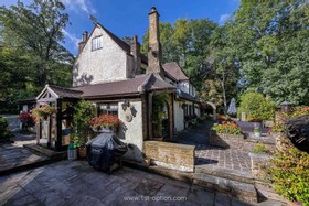 Stanmore Manor - thumbnail