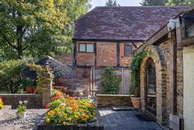 Stanmore Manor - thumbnail